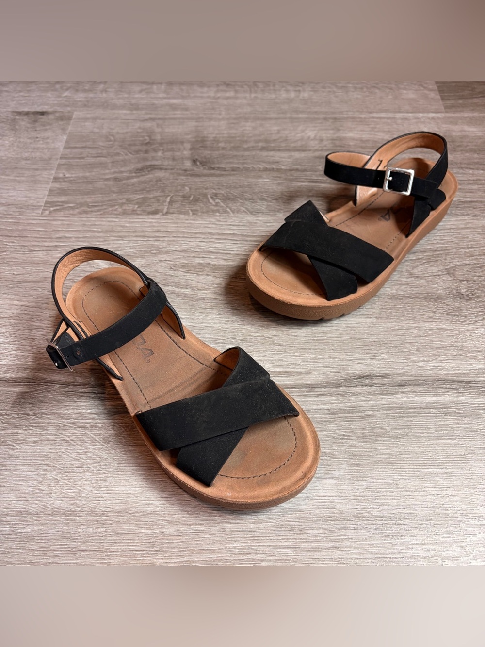 Soda toddler girls black sandals